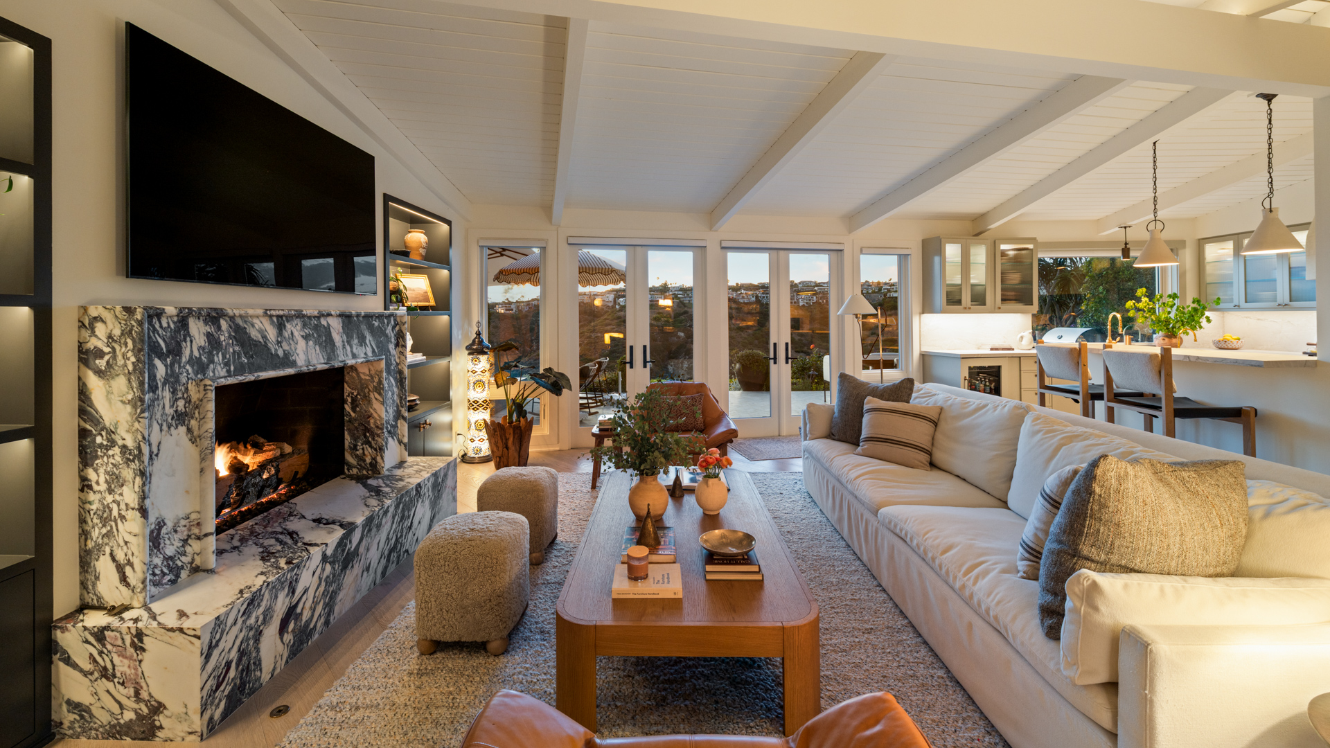 Living Room · Calacatta Apuano Hearth